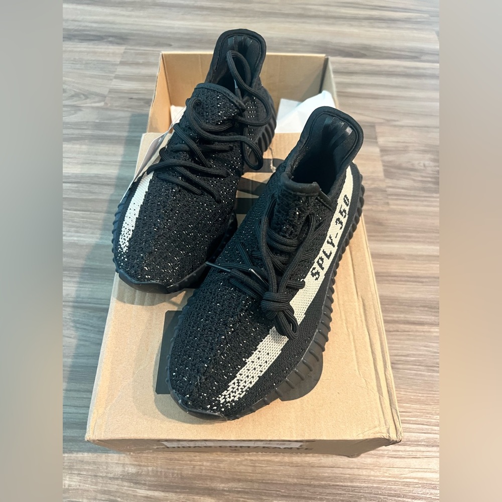 Yeezy Boost 350 Kids Sneakers Brand New